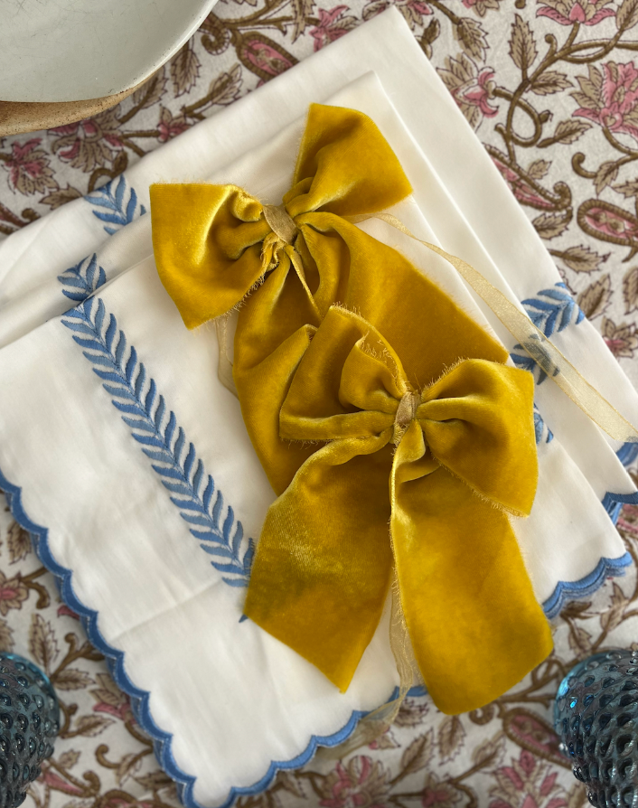 LAST CHANCE - Velvet Bow Napkin Ring - Various Colours