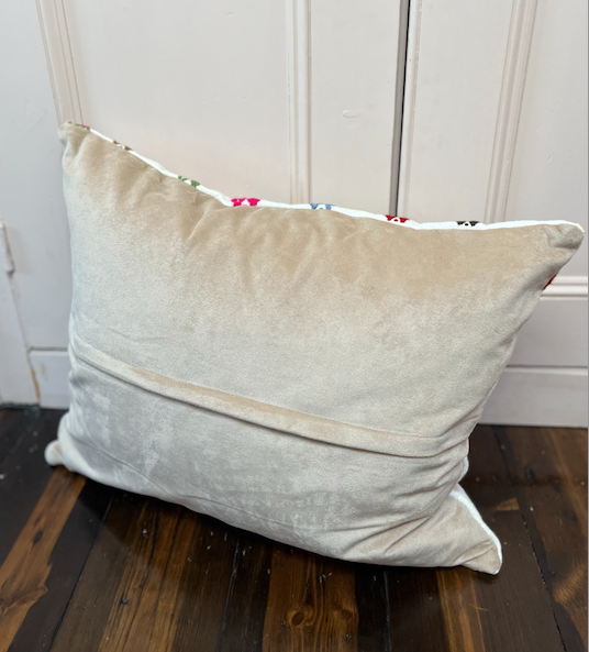 White Daisy Large Kilim Cushion