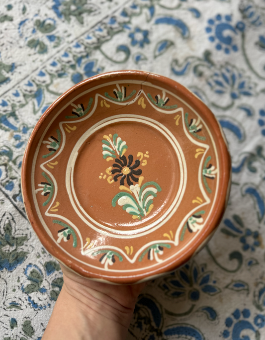 Cute Pair of Decorative Clay Rare & Antique Decorative Transylvanian Wall Plates, Hester