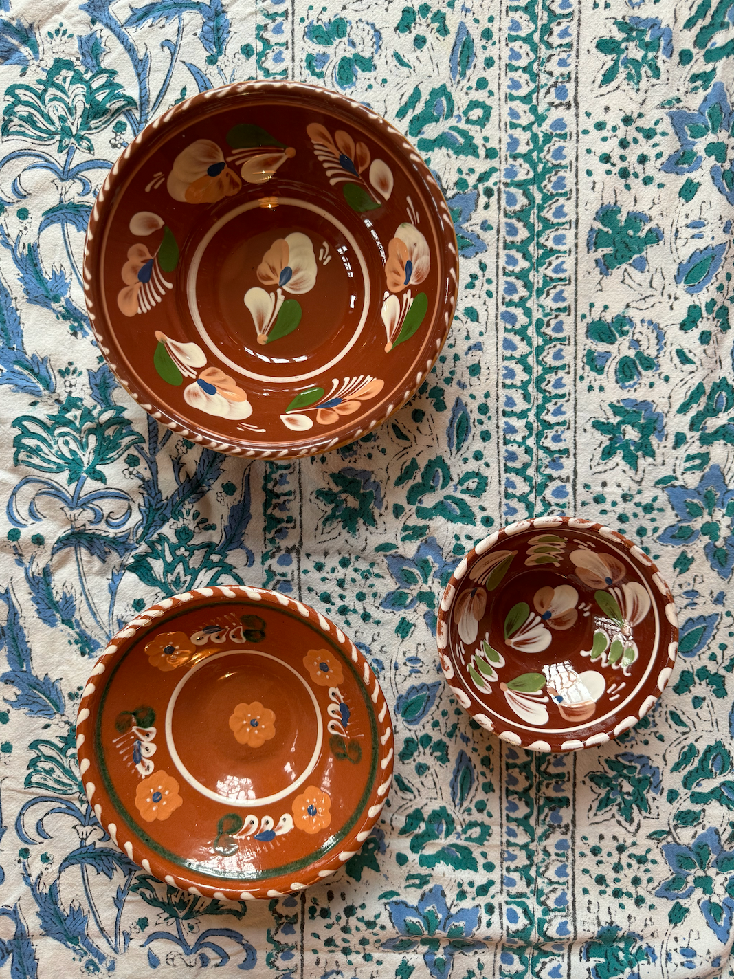 Set of 3 Rare & Antique Pair of Decorative Hungarian Wall Plates, Jemima